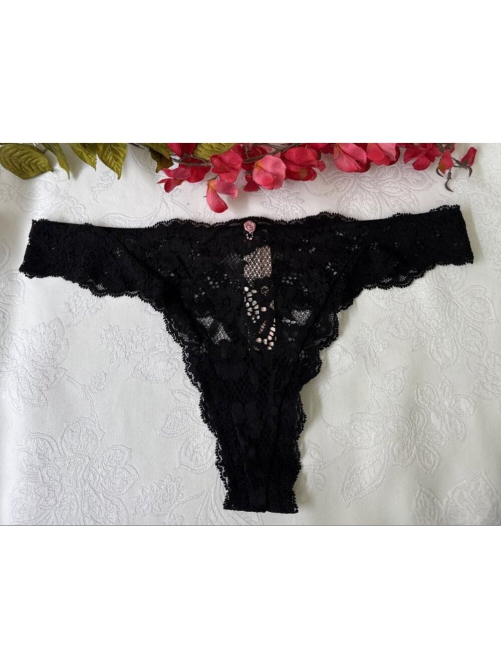 VICTORIA'S SECRET M DREAM ANGELS BLACK LACE WIDE STRING THONG PANTIES NWT